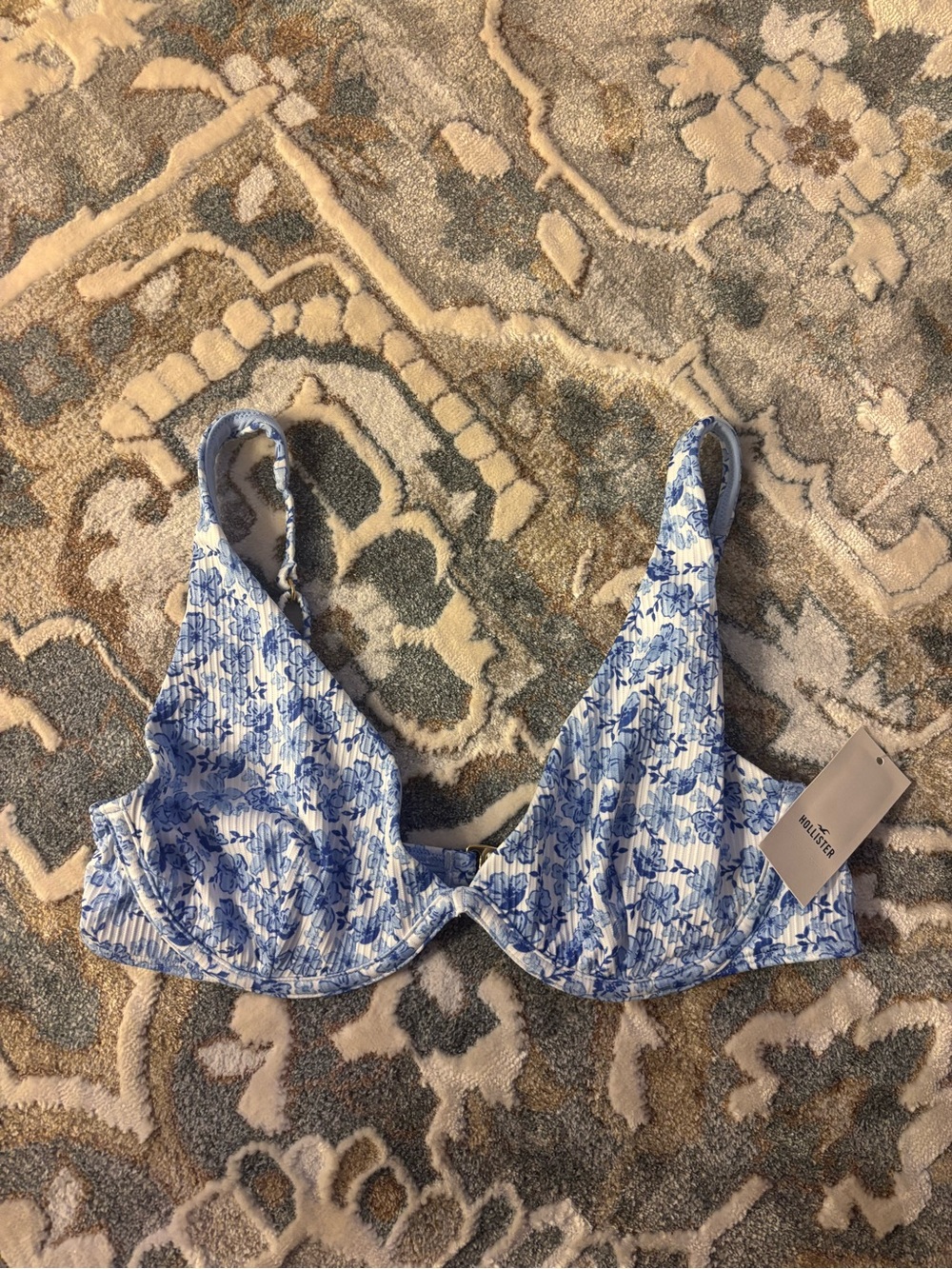 Hollister Blue & White Floral Underwire Bikini top
